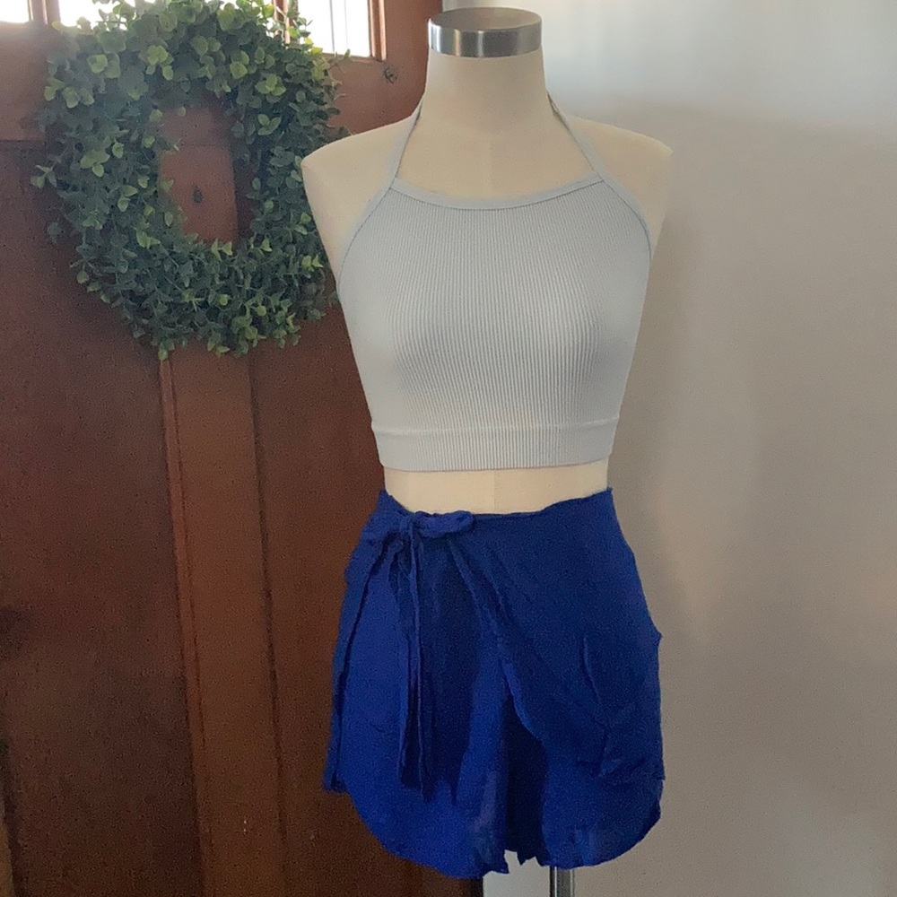 Free people wrap short